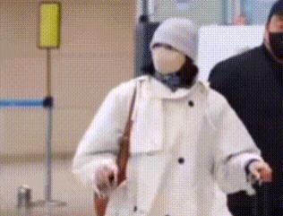 好久不见Lisa，疯马秀后状态好差，最近美回来啦？