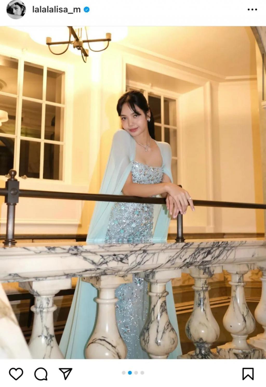 好久不见Lisa，疯马秀后状态好差，最近美回来啦？