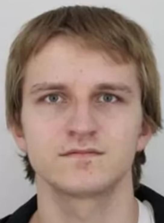 突发！布拉格大学至少15死！枪手杀父后，站在顶楼无差别扫射！有人直接坠楼