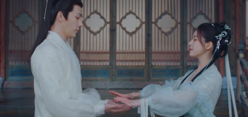 夹得不难受吗？内娱女星们能不能好好说话