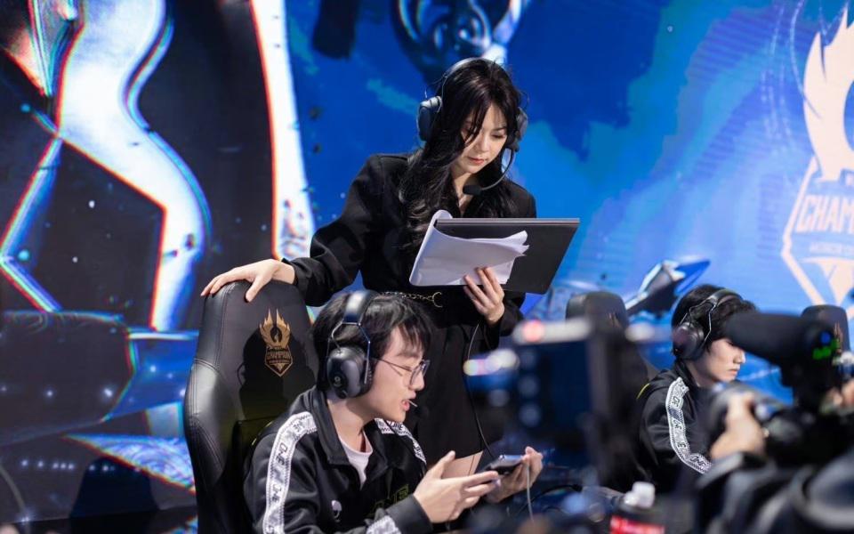 从北大学霸到王者荣耀教练，电竞治好了她的容貌焦虑