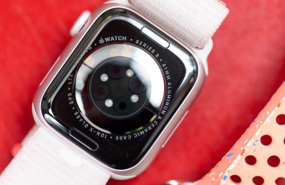 一纸诉状，动了苹果的千亿生意