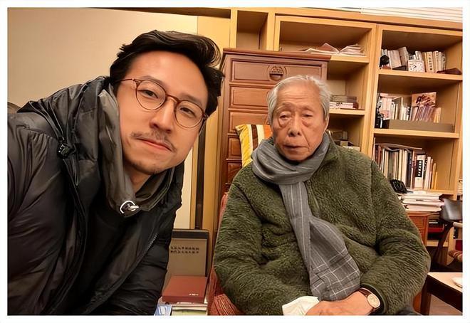吴千语顺利嫁入豪门 和施伯雄好甜 前男友被吐槽