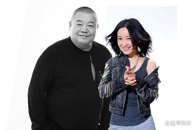 斯琴格日乐深夜哽咽发声，直言过得不顺利超出承受能力