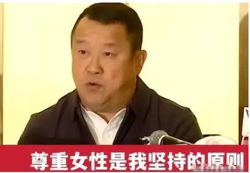 先不说曾志伟的“风流韵事”，来聊聊他的几个儿女