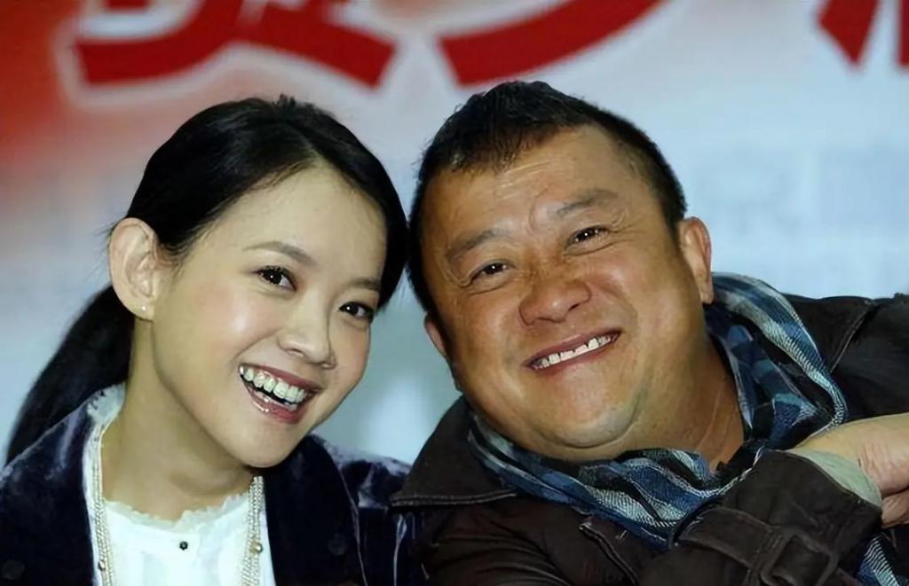 先不说曾志伟的“风流韵事”，来聊聊他的几个儿女