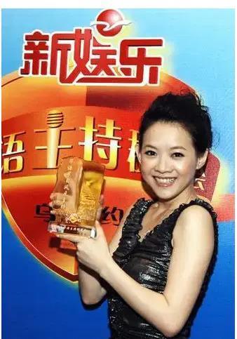 先不说曾志伟的“风流韵事”，来聊聊他的几个儿女