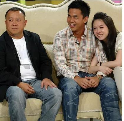 先不说曾志伟的“风流韵事”，来聊聊他的几个儿女