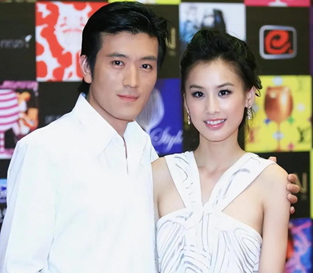 假结婚假离婚连小孩都是假的，这届明星还能再离谱一点吗？