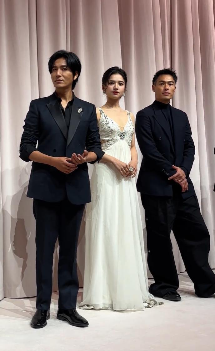 上海这一夜,倪妮张婧仪好美,赵今麦造型老气被吐槽