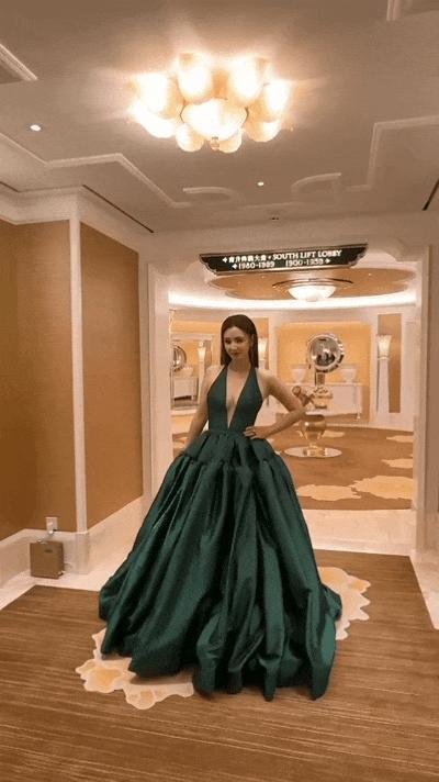 澳门这一晚:王宝强携女主出席,文咏珊美翻了,张萌太敢穿