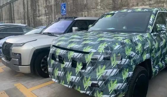 比仰望U8还大！比亚迪全新硬派SUV曝光：基于DMO平台打造