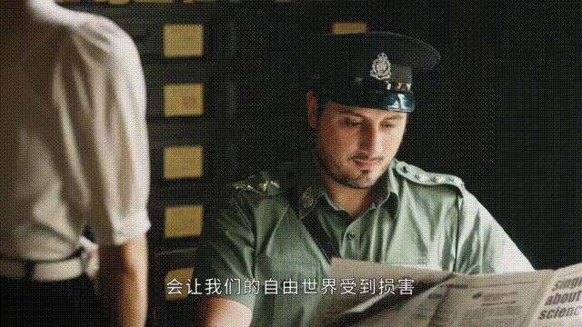 涂脂抹粉审美降级？「硅胶脸」演谍战好出戏！张艺谋太明智