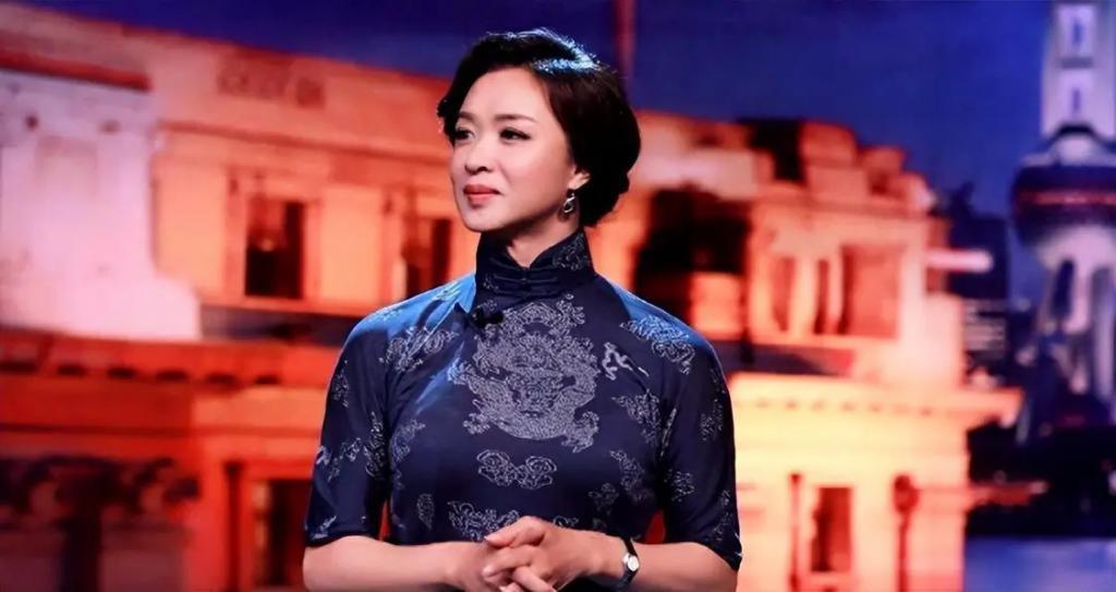 娱乐圈除了金星外，原来还有3位明星是变性人，真看不出来