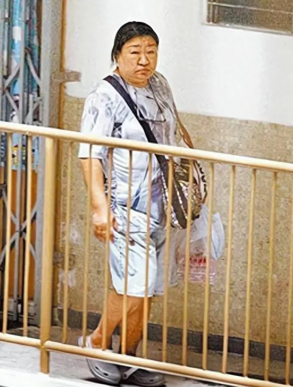 基因能有多偏心？这7位明星与兄弟姐妹，根本不像一个妈生的