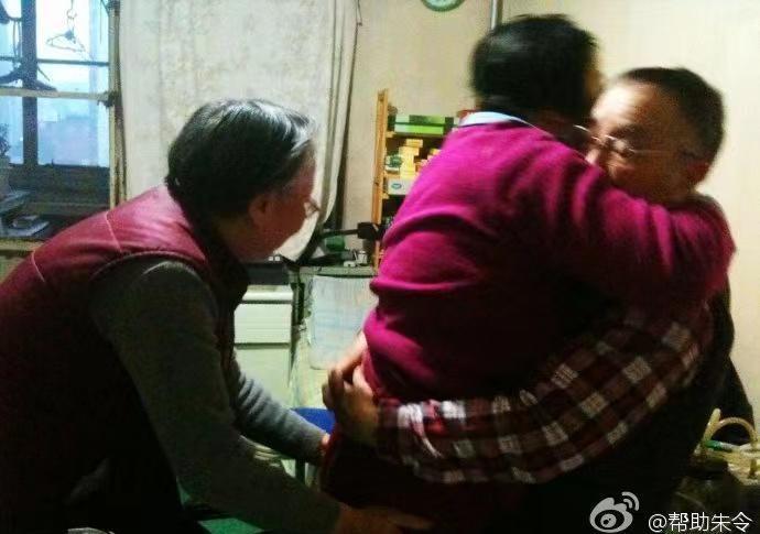 告别朱令，和她被偷走的三十年