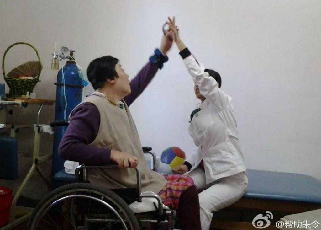 告别朱令，和她被偷走的三十年
