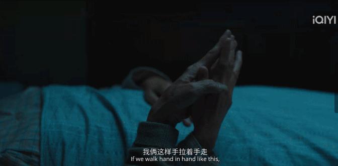 同时谈三个，这姐玩越大越蹿红