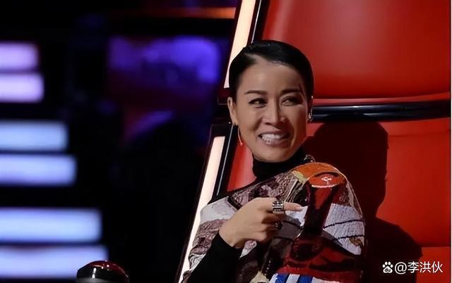 那英为灾区捐款款物后，刀郎被网友逼捐