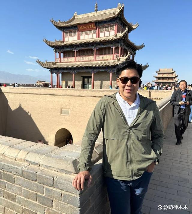 霍启刚回应传闻，自证捐款并非7000万，低调谦虚获赞