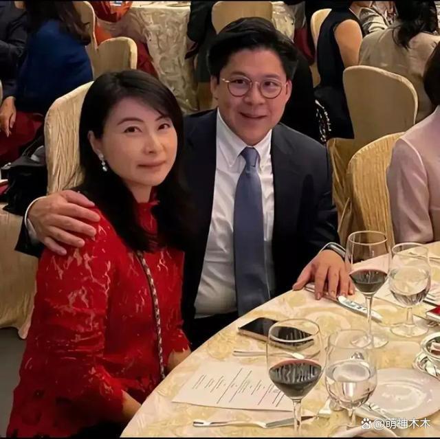 霍启刚回应传闻，自证捐款并非7000万，低调谦虚获赞