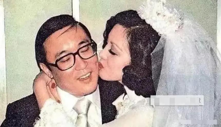 隐忍43年不离婚，丈夫去世后继承70亿财产，史上最强原配