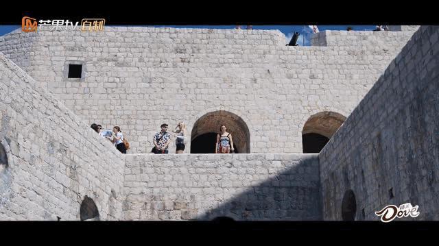 姐姐回归，人设全崩塌