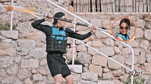 姐姐回归，人设全崩塌