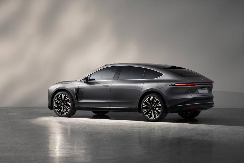 说到底，我们还是希望蔚来能成功