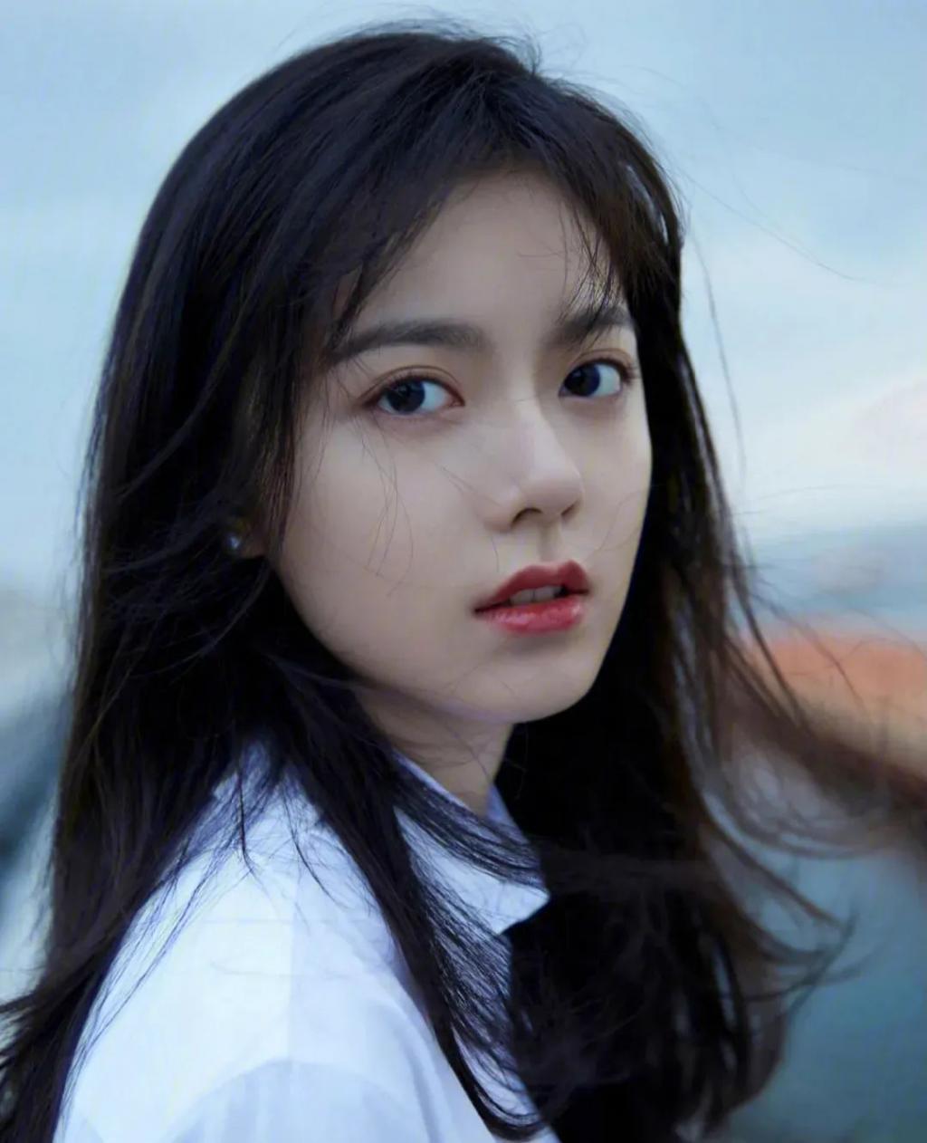 赵今麦的化妆师精神状态还好吗？