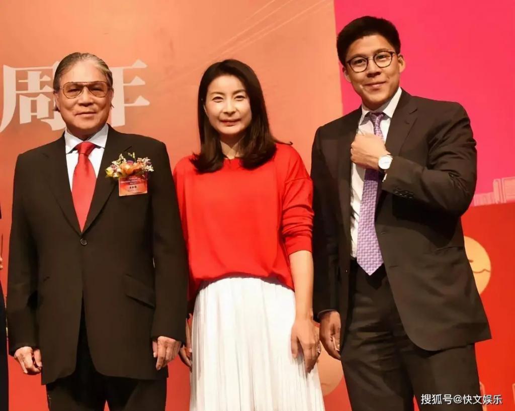 霍启刚郭晶晶捐款风波后续！有人说捐了7000万，也有人说捐700万