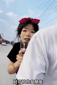 赵露思虞书欣，怎么一个比一个夹