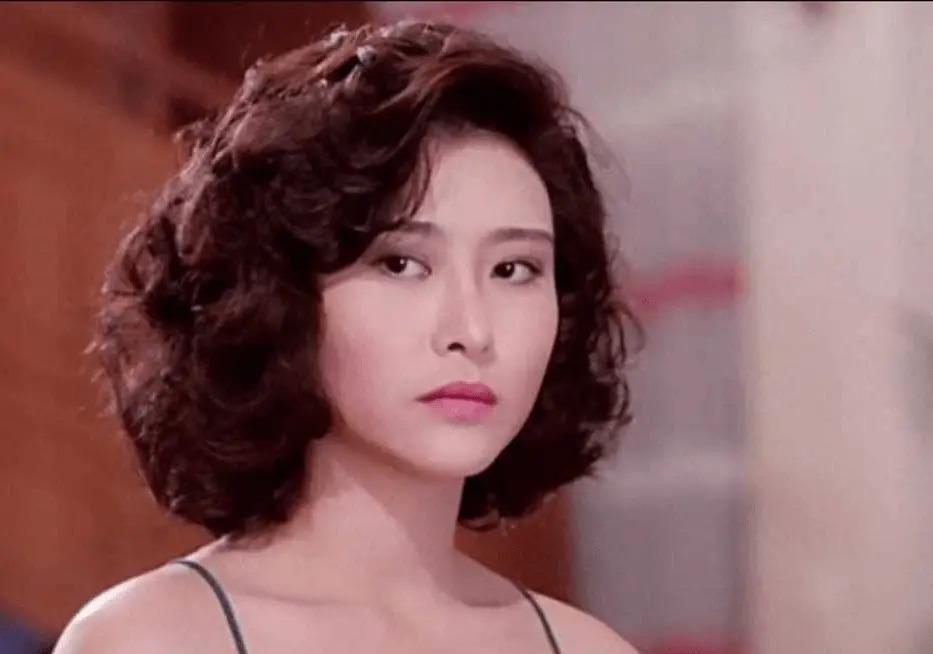 叶玉卿的身材之谜：大胆演绎，如何成就经典？