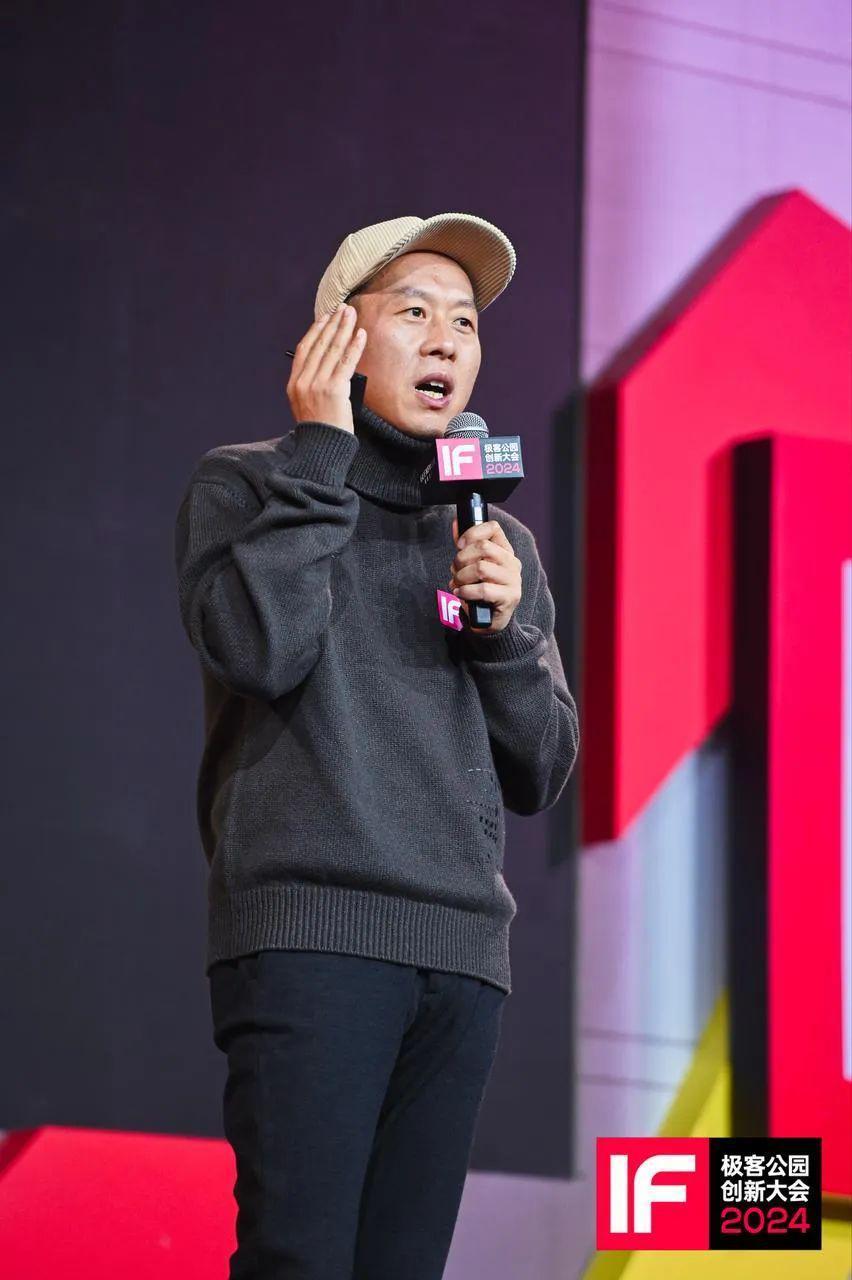 有赞白鸦：AI，让 SaaS 真正「人人可用」