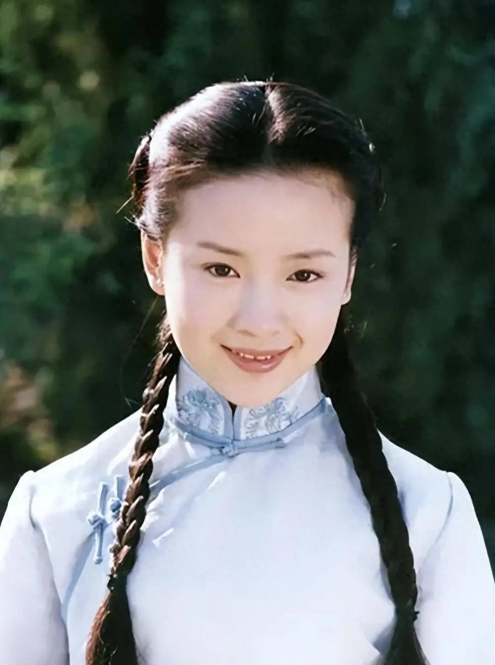 董洁被曝恋上鲜肉富二代！婚内出轨王大治的她情史太混乱