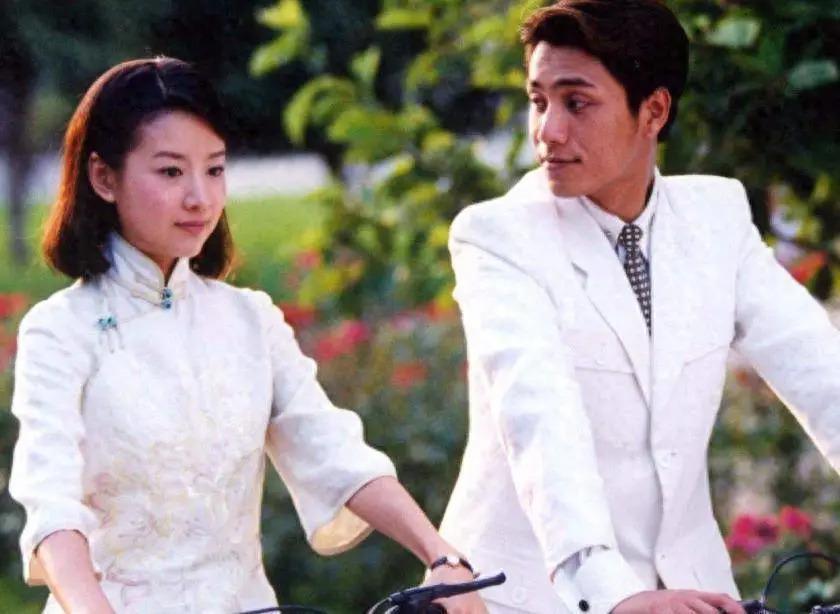 董洁被曝恋上鲜肉富二代！婚内出轨王大治的她情史太混乱