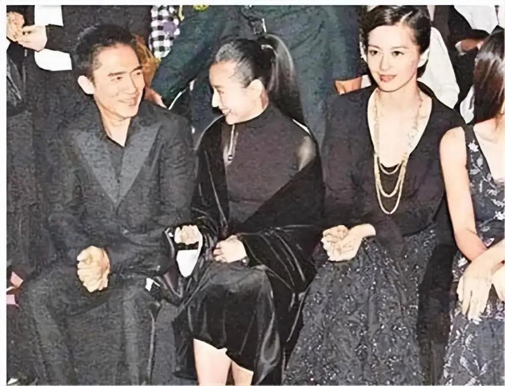 董洁被曝恋上鲜肉富二代！婚内出轨王大治的她情史太混乱