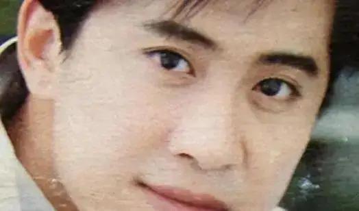 54岁情歌王子毛宁跑商演赚钱，曾8次上春晚，却被捕入狱