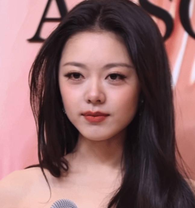 真空的倪妮，土气的赵今麦，女明星审美差距，出来了