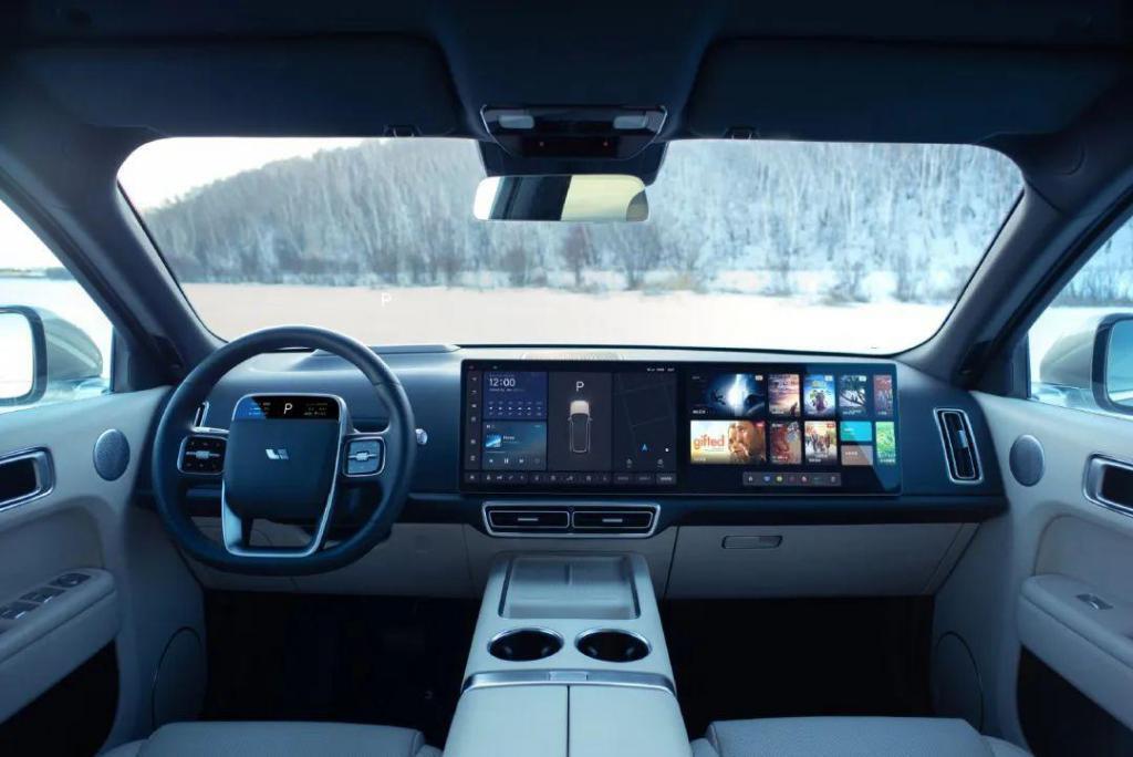 手机之变@2023：高端化之“殇”、技术革新与新生机