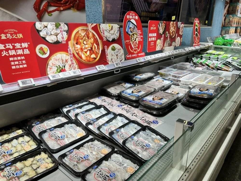 商超餐饮区，正在成为消费者心中新的“理想食堂”