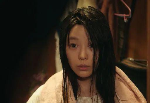 《三大队》唯一的整容脸，原来是个“关系户”，秦昊都带不动