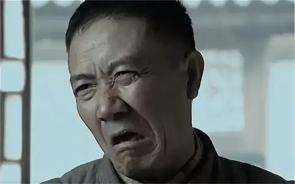 《亮剑》幕后：陈建斌拒演，剧组司机意外成为“日本大佐”