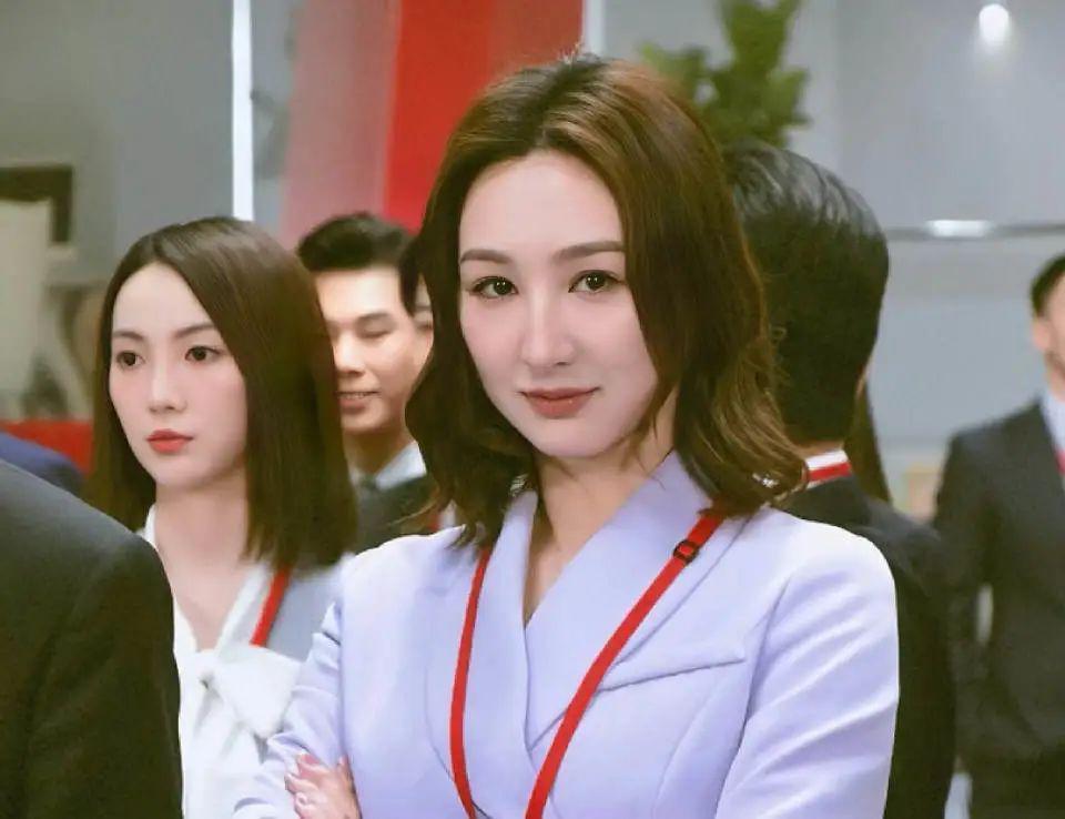啥？早就分手，男友脚踏两条船被扒…