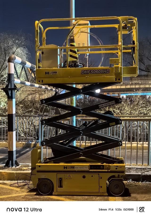 华为nova 12 Ultra上手体验：再次“遥遥领先”？