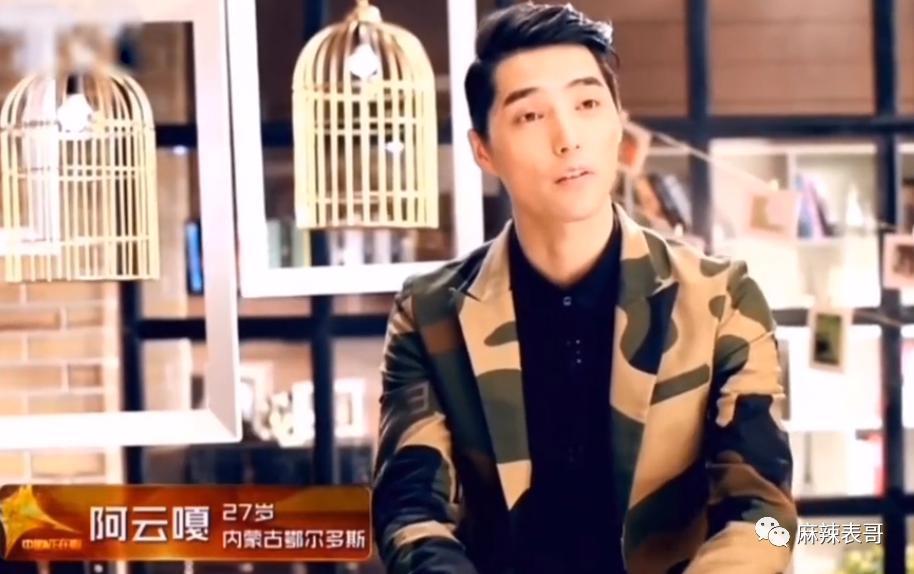 他俩恋爱，有这么吓人？