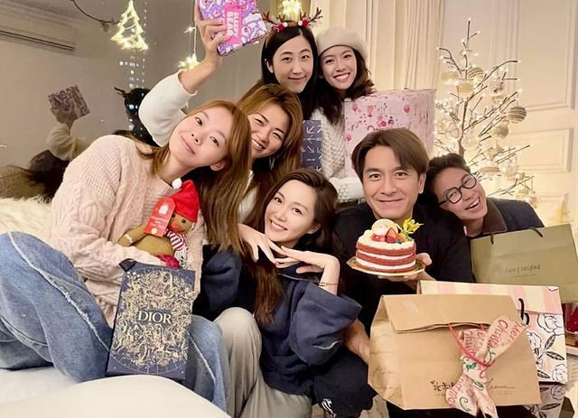 木讷钻石王老五娶内向星二代，婚恋市场上的“时间点”