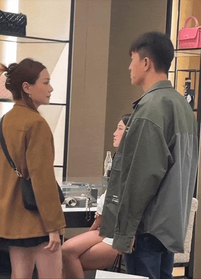 木讷钻石王老五娶内向星二代，婚恋市场上的“时间点”