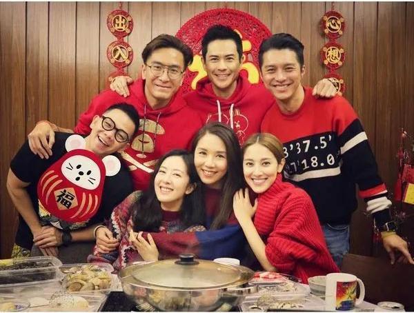 木讷钻石王老五娶内向星二代，婚恋市场上的“时间点”