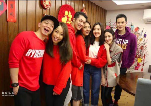 木讷钻石王老五娶内向星二代，婚恋市场上的“时间点”